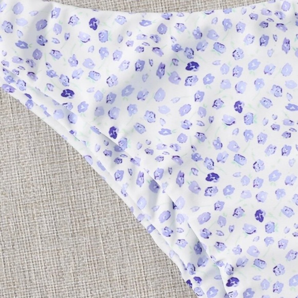 Bikini set - Picture 4 of 7